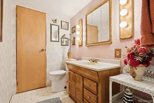 2881 W Long Dr, Littleton, CO 80120 - Photo 19