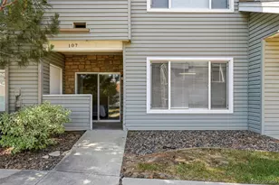 912 S Yampa St, Aurora, CO 80017 - Photo 3