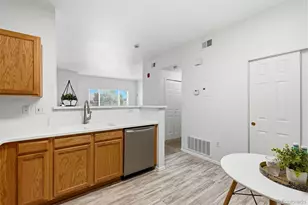912 S Yampa St, Aurora, CO 80017 - Photo 19