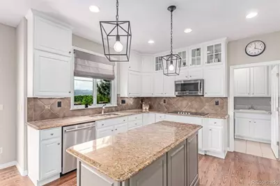 8993 Stonecrest Way, Highlands Ranch, CO 80129 - Photo 17