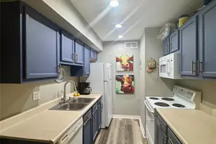 10211 Ura Ln, Thornton, CO 80260 - Photo 5