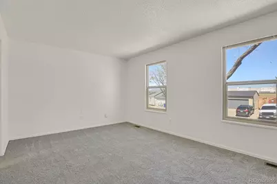 20540 E Coolidge Place, Aurora, CO 80011 - Photo 9