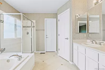 8825 Fairview Oaks Place, Lone Tree, CO 80124 - Photo 27