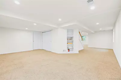 8825 Fairview Oaks Place, Lone Tree, CO 80124 - Photo 37