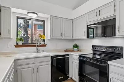 3509 S Rifle Street, Aurora, CO 80013 - Photo 11