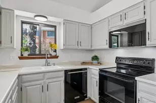 3509 S Rifle St, Aurora, CO 80013 - Photo 11