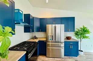 8468 Thunder Ridge Way, Highlands Ranch, CO 80126 - Photo 3