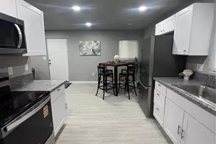 4256 E 70th Ave, Commerce City, CO 80022 - Photo 7