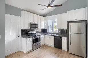 19714 E Oxford Dr, Aurora, CO 80013 - Photo 7
