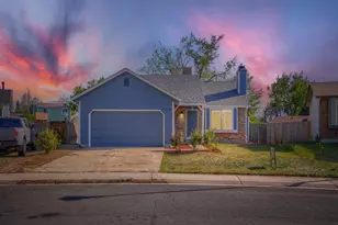 19714 E Oxford Dr, Aurora, CO 80013 - Photo 29