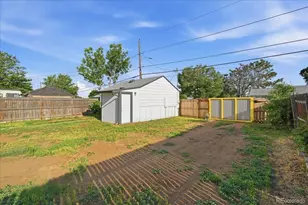 7194 Garden Ln, Commerce City, CO 80022 - Photo 25