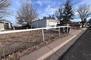 401 E Benson Ave, Yuma, CO 80759 - Photo 3