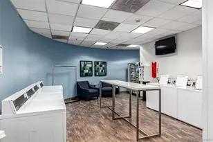 100 Park Ave, Denver, CO 80205 - Photo 23