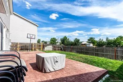 2039 Espana Way, Aurora, CO 80011 - Photo 35