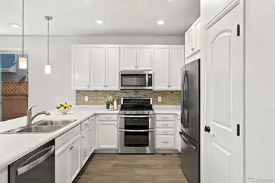 11460 E 26th Avenue, Aurora, CO 80010 - Photo 9
