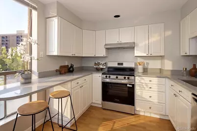 460 S Marion Parkway #653, Denver, CO 80209 - Photo 9