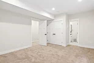 2351 N Glencoe St, Denver, CO 80207 - Photo 35
