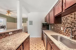 1356 N Pearl St, Denver, CO 80203 - Photo 9