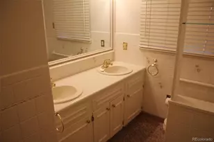 33 Skyline Dr, Wheat Ridge, CO 80215 - Photo 9