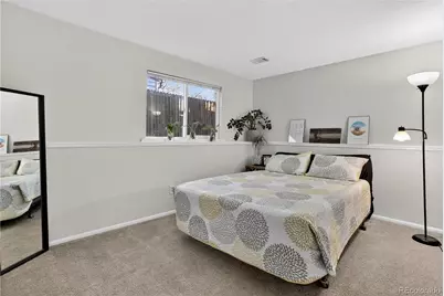 3920 S Truckee Court, Aurora, CO 80013 - Photo 9