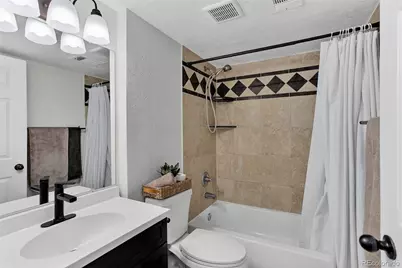 3920 S Truckee Court, Aurora, CO 80013 - Photo 11