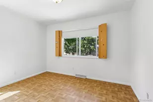 7492 E Bates Dr, Denver, CO 80231 - Photo 25