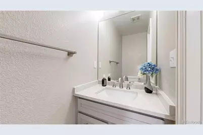 712 Pendleton Avenue, Longmont, CO 80504 - Photo 17