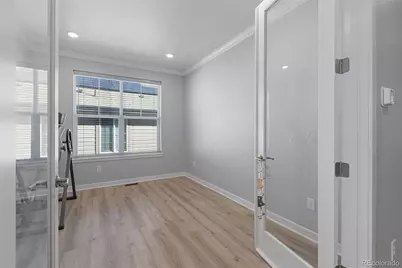 8801 S Ukraine Court, Aurora, CO 80016 - Photo 39