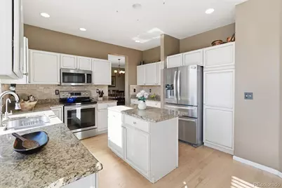18816 E Saratoga Circle, Aurora, CO 80015 - Photo 17
