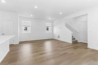 6184 N Lisbon Street, Aurora, CO 80019 - Photo 3