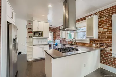 2218 Cherry Street, Denver, CO 80207 - Photo 9