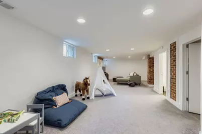 2218 Cherry Street, Denver, CO 80207 - Photo 23