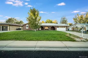 324 Cambridge St, Brush, CO 80723 - Photo 1