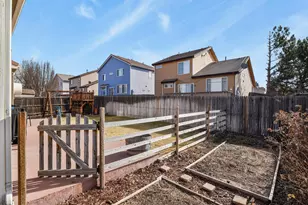 19408 E 40th Pl, Denver, CO 80249 - Photo 35