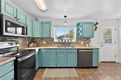 11158 Eudora Circle, Thornton, CO 80233 - Photo 9