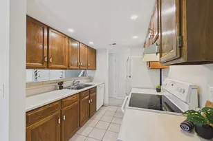 1140 S Monaco Parkway, Denver, CO 80224 - Photo 7