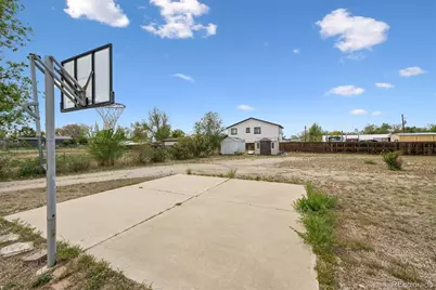 6137 Kearney Street, Commerce City, CO 80022 - Photo 23
