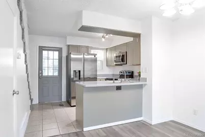 1601 S Idalia Circle #A, Aurora, CO 80017 - Photo 3