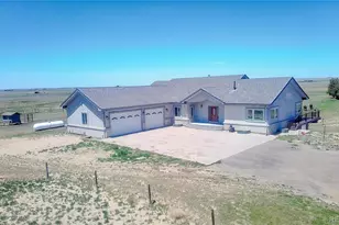 58989 E Chenango Pl, Strasburg, CO 80136 - Photo 1