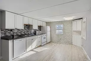 2001 Tulane St, Denver, CO 80260 - Photo 7