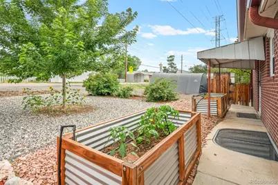 1005 Moss Street, Golden, CO 80401 - Photo 3