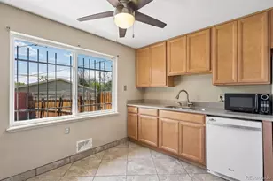 3177 Ursula St, Aurora, CO 80011 - Photo 9
