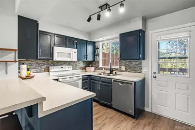 9661 W Cornell Place, Lakewood, CO 80227 - Photo 17