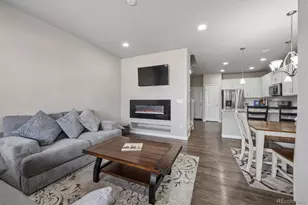 522 E Dry Creek Pl, Littleton, CO 80122 - Photo 5