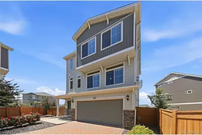 10231 Yampa Court, Commerce City, CO 80022 - Photo 3