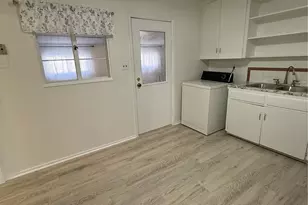 756 Vaughn St, Aurora, CO 80011 - Photo 11