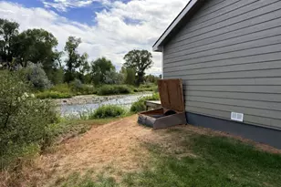 370 Price Ln, Gypsum, CO 81637 - Photo 9