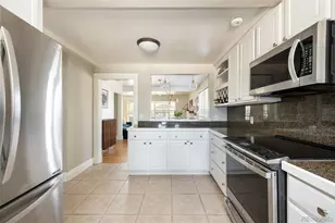 2174 S Ogden St, Denver, CO 80210 - Photo 9