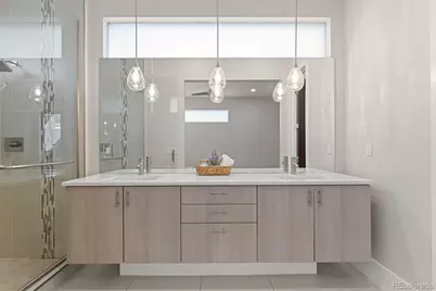 2521 Lawrence Street, Denver, CO 80205 - Photo 25