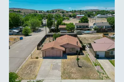 255 E Raven Avenue, Rangely, CO 81648 - Photo 7